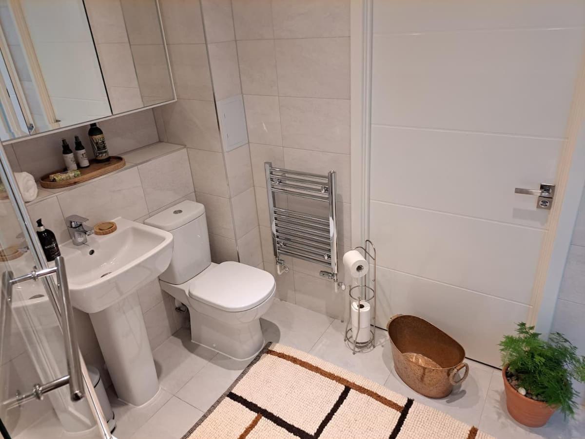 Cozy Double Room With Large En Suite Near Canary Wharf London With Amazing Views In A Shared Apartment Экстерьер фото