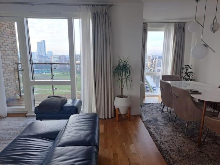 Cozy Double Room With Large En Suite Near Canary Wharf London With Amazing Views In A Shared Apartment Экстерьер фото